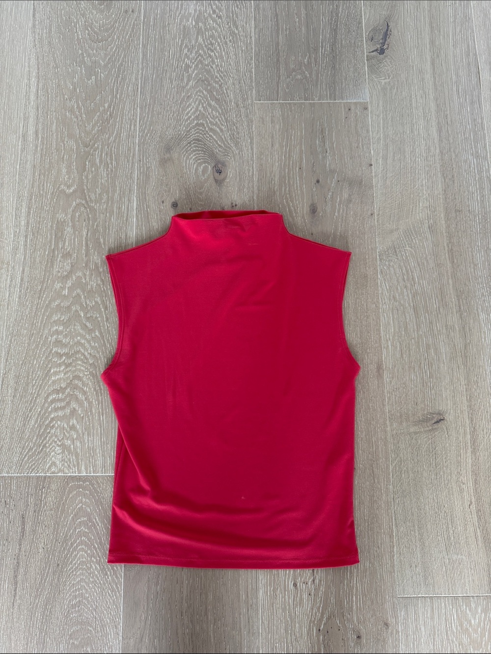 Wilfred Sleeveless Mock Neck Tank - Bright Red
